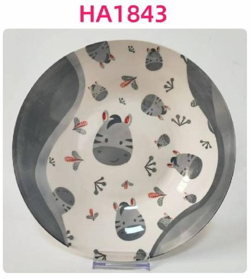 Piring Keramik 9.2"in HA 1843 (48pcs)