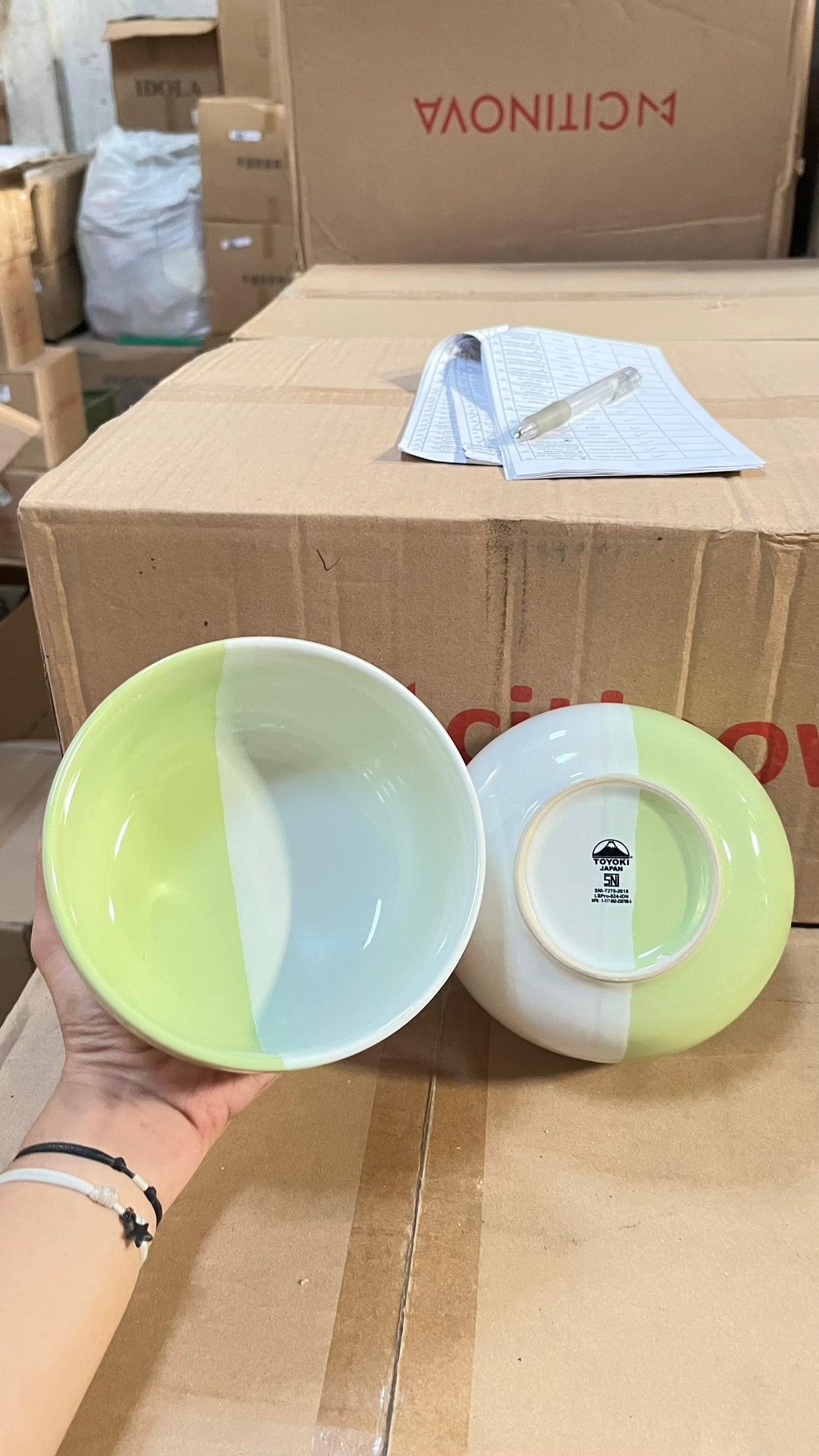 Mangkok Twotone SNI Toyoki NON Box (48pcs)