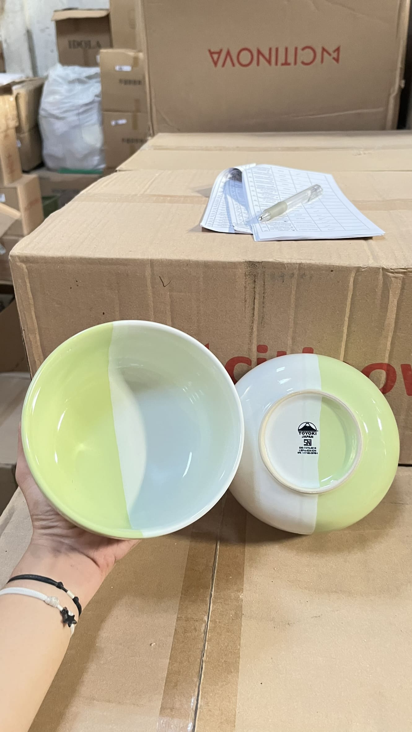 Mangkok Twotone SNI Toyoki NON Box (48pcs)