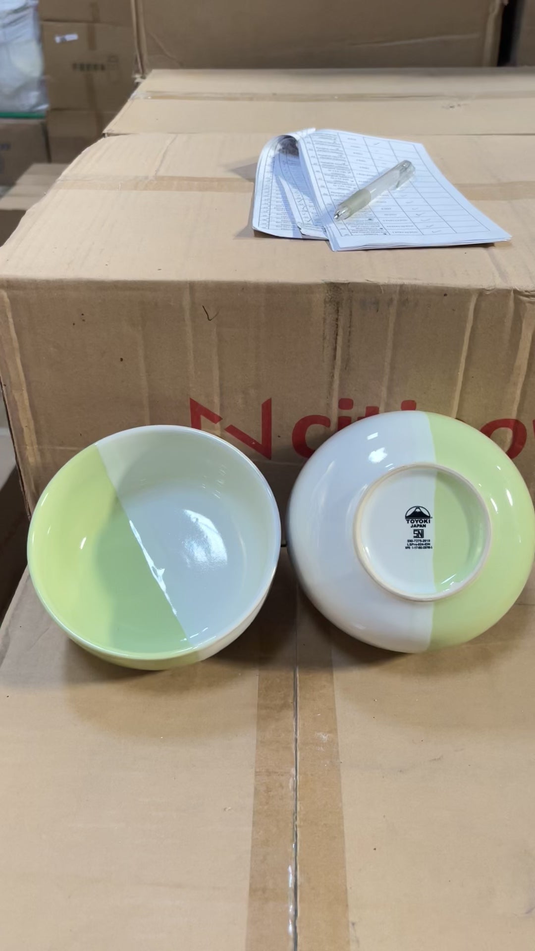 Mangkok Twotone SNI Toyoki NON Box (48pcs)